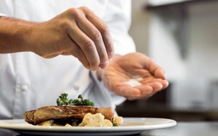 Ăn quá mặn có thể phá nát nội tạng